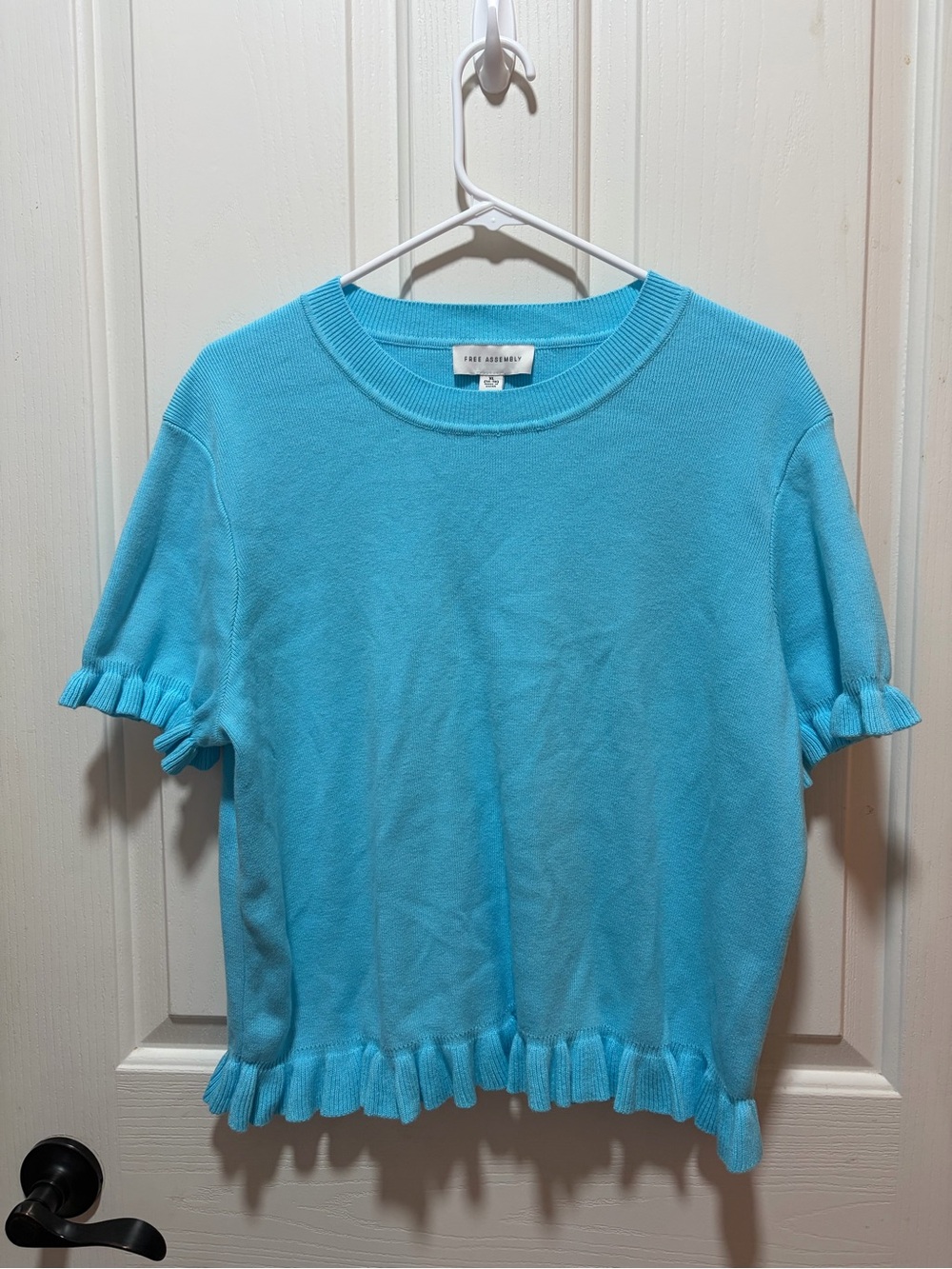 Short Sleeve Ruffle Hem Tee in Bright Blue - Free Assembly